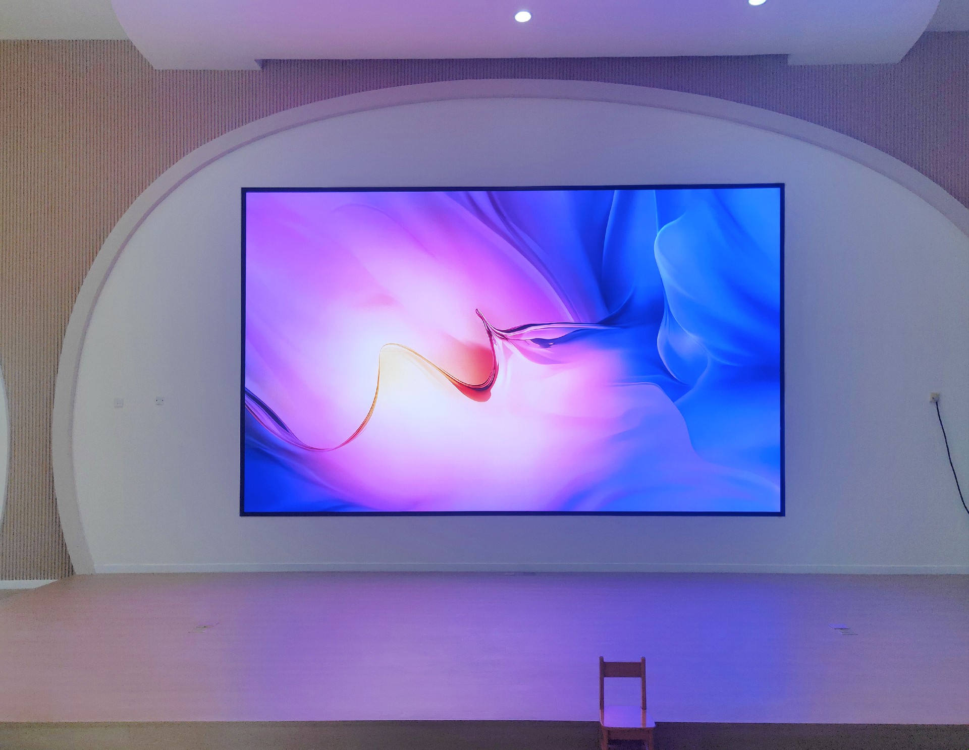 ( indoor P2 screen) ,12 square meters